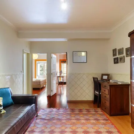Apartment Alfama With Private Garden Lissabon