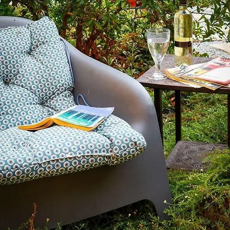 Appartamento Alfama With Private Garden Lisbona