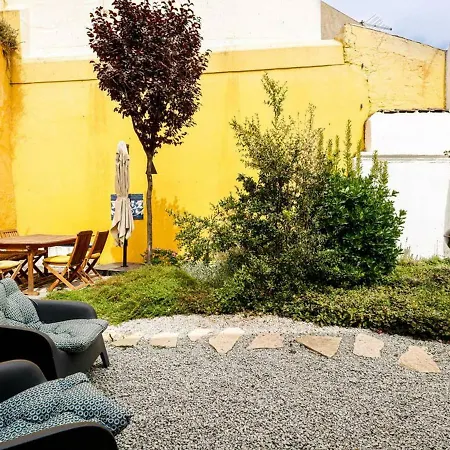 Alfama With Private Garden Appartamento *