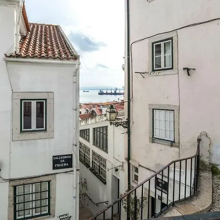Appartamento Alfama With Private Garden Lisbona